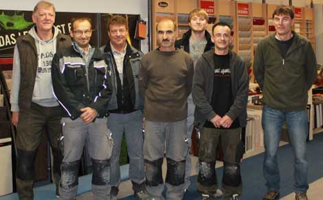 Team - Benze, Bodenbeläge